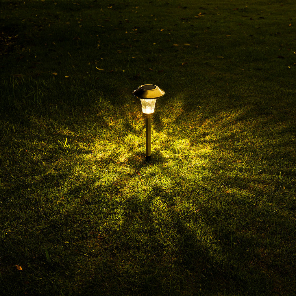 NoWire SteelGlow Solar Pathway Lights – 8 Pack