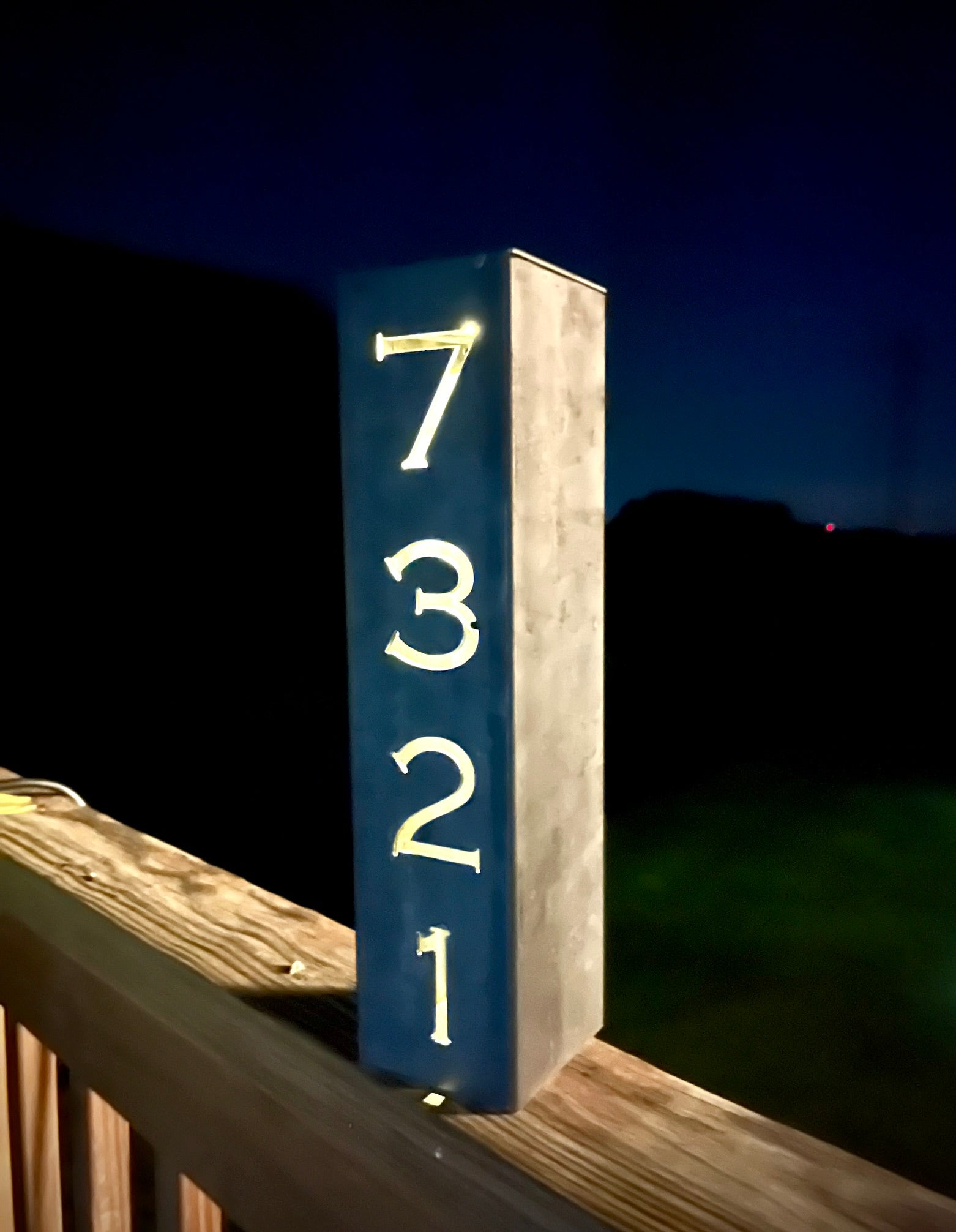 Steel Solar Address Light for Porch, Driveway & Entryway